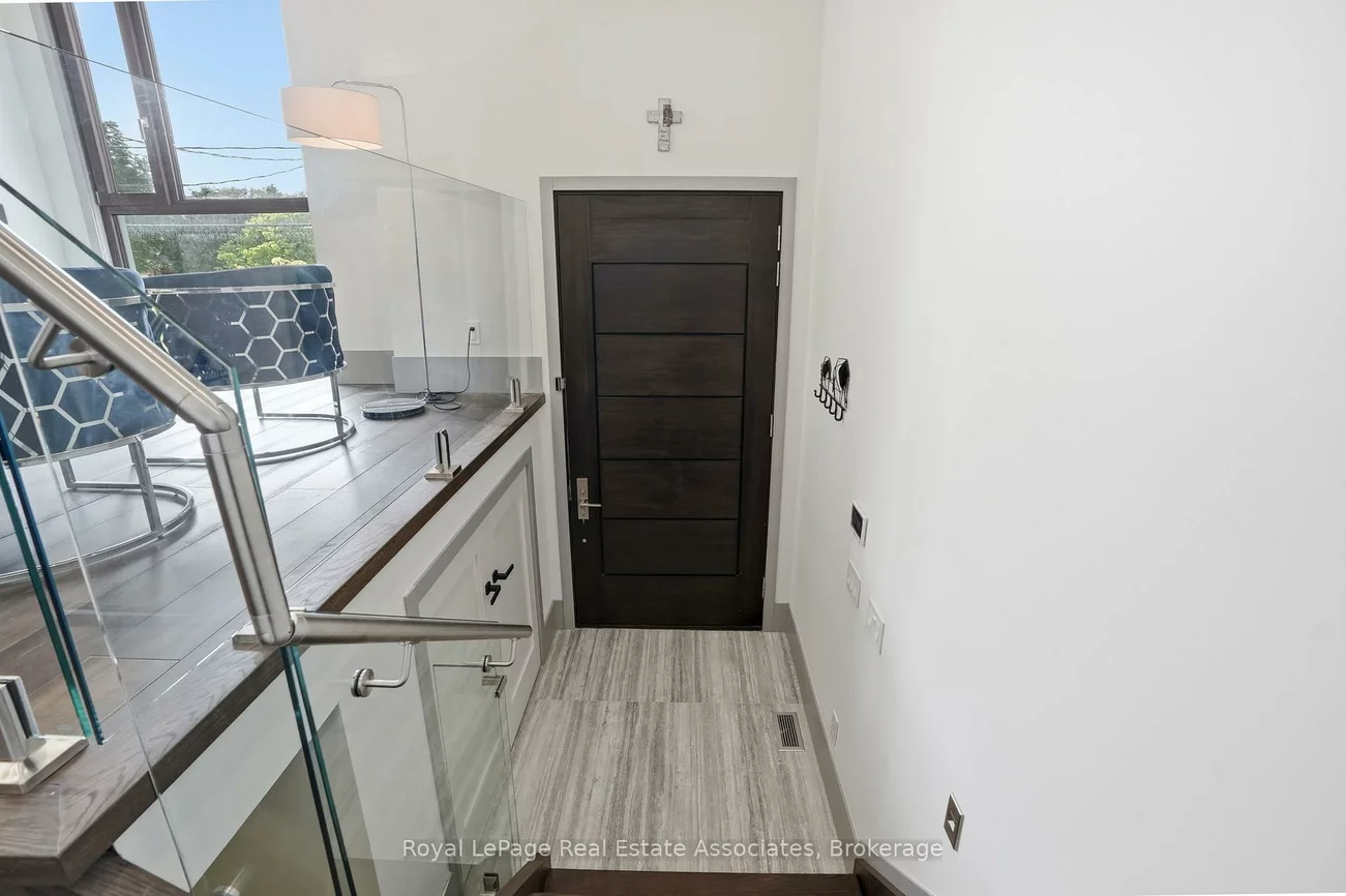 357B, Melrose, Mimico, Toronto