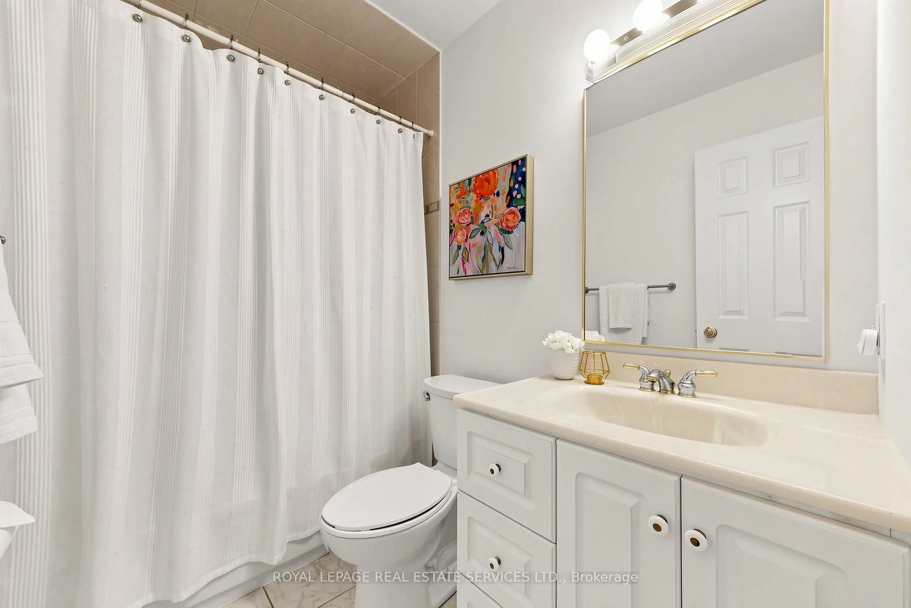 256, Earlscourt, Caledonia-Fairbank, Toronto