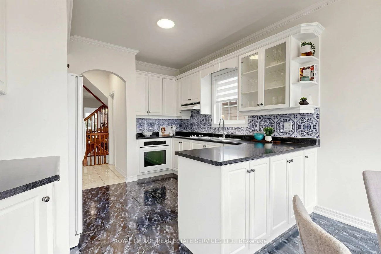 256, Earlscourt, Caledonia-Fairbank, Toronto