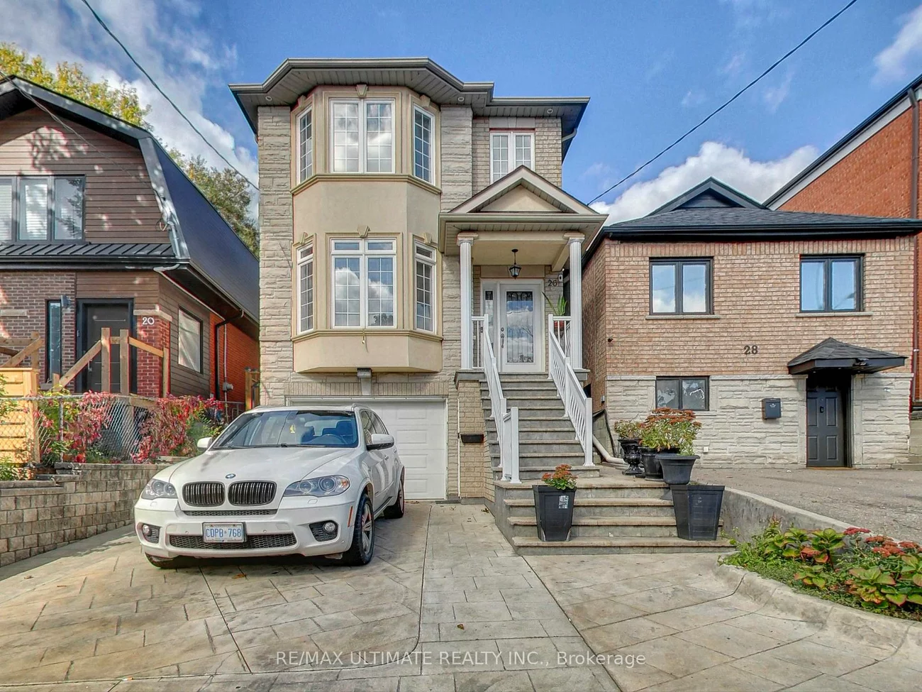 26, Dynevor, Caledonia-Fairbank, Toronto