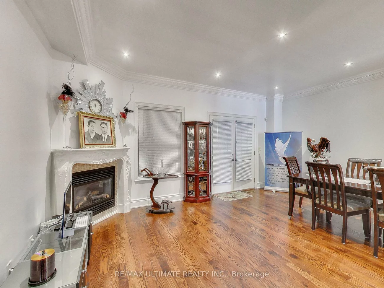26, Dynevor, Caledonia-Fairbank, Toronto