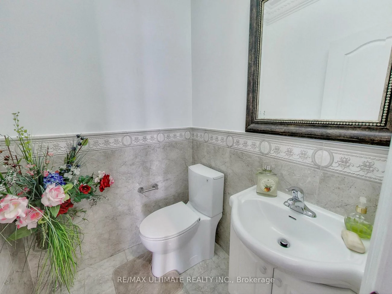 26, Dynevor, Caledonia-Fairbank, Toronto