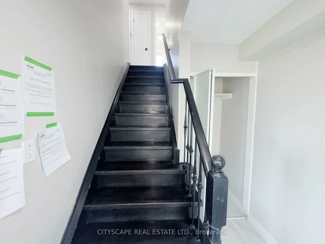 345, Silverstone, West Humber-Clairville, Toronto