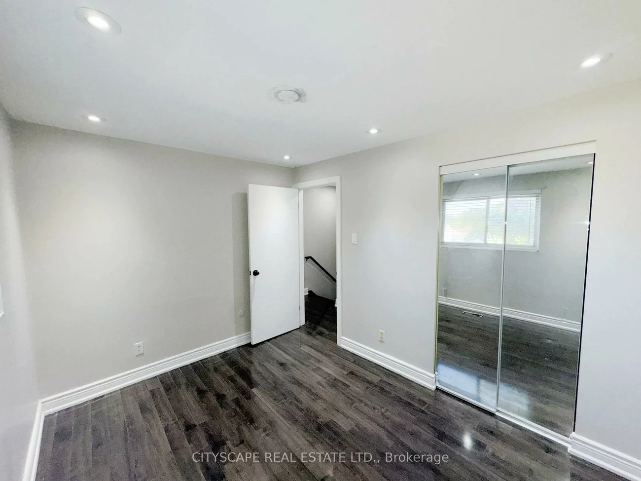 345, Silverstone, West Humber-Clairville, Toronto