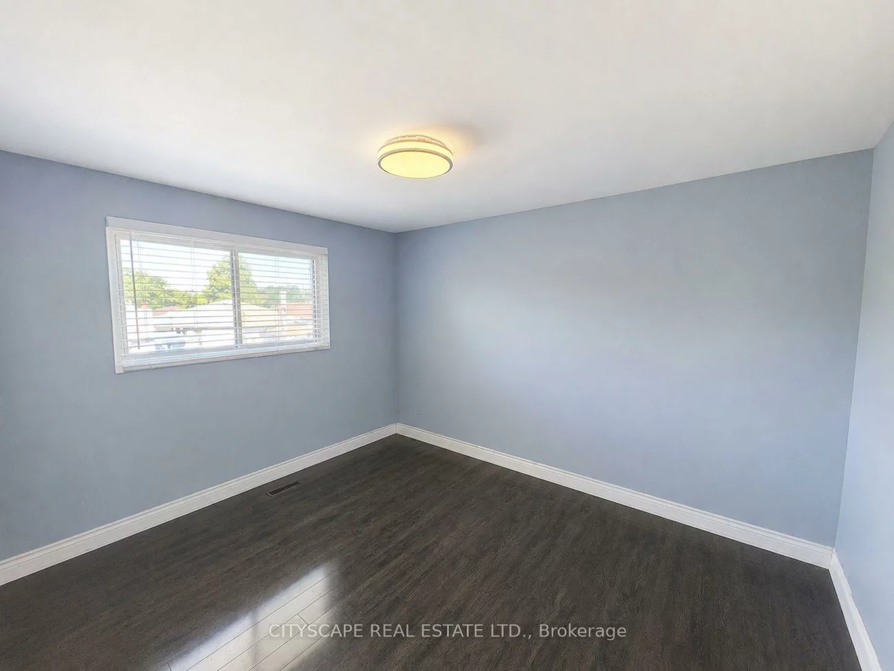 345, Silverstone, West Humber-Clairville, Toronto