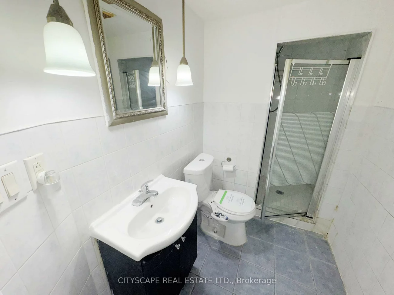 345, Silverstone, West Humber-Clairville, Toronto