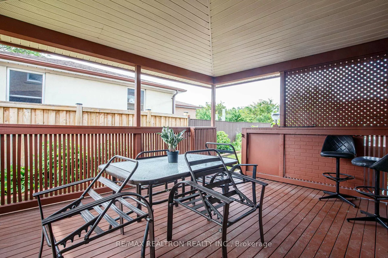 62, Hullmar, Black Creek, Toronto