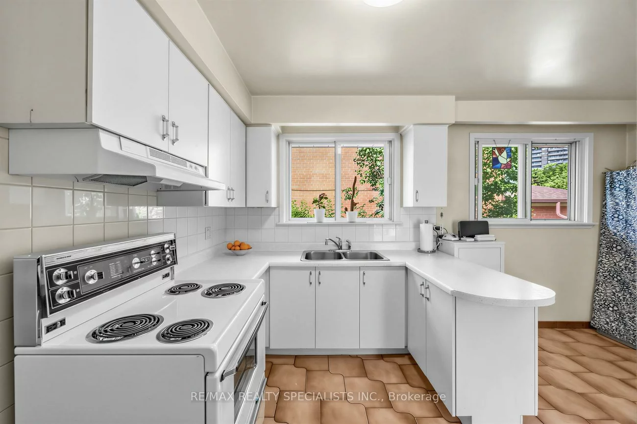 39, Castle Green, Kingsview Village-The Westway, Toronto