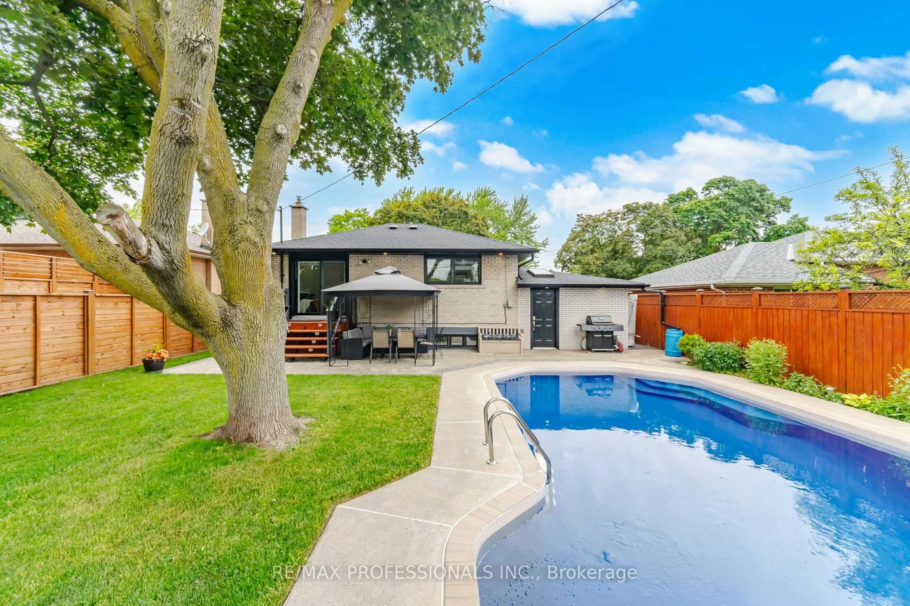 9, Tynevale, Willowridge-Martingrove-Richview, Toronto