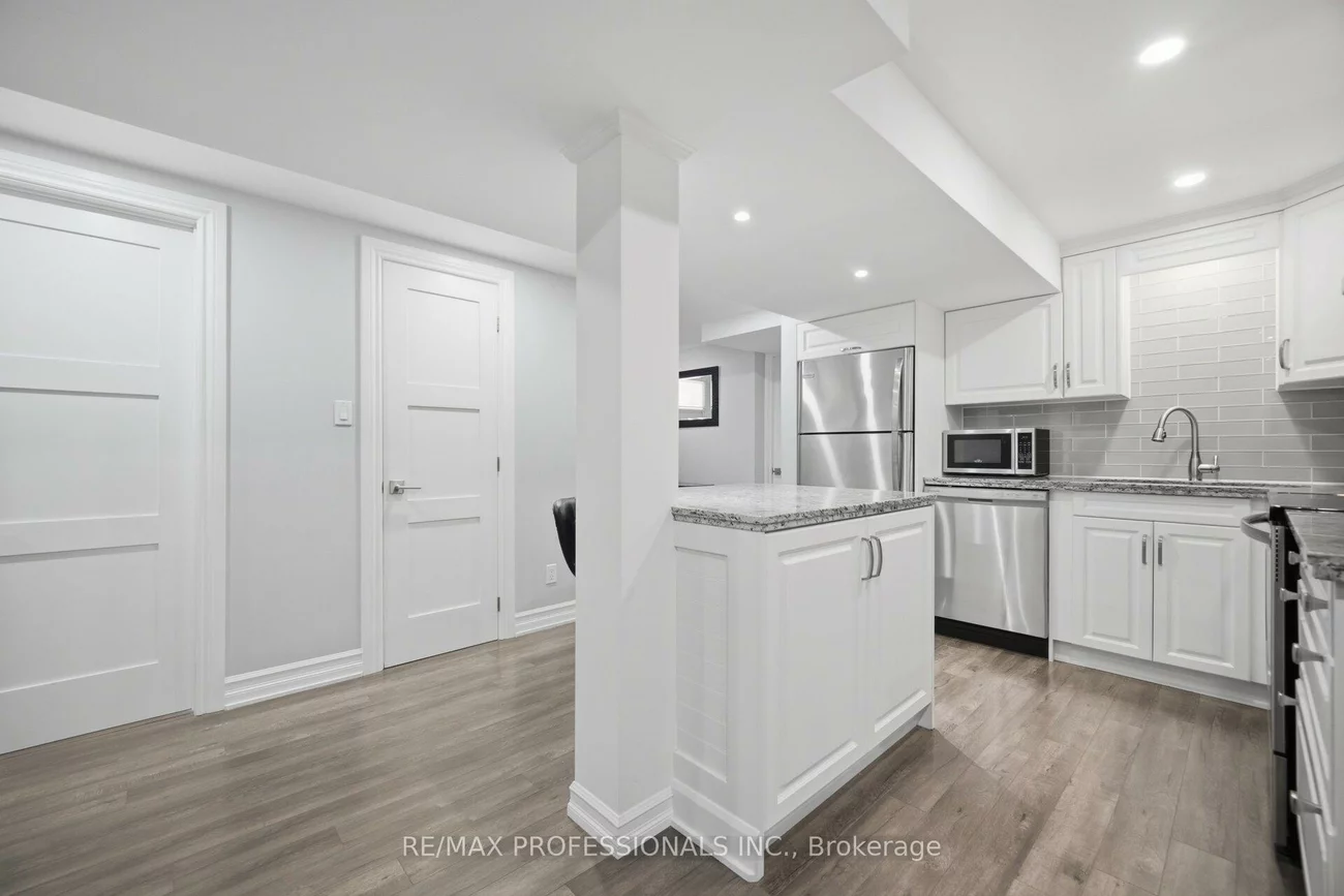 9, Tynevale, Willowridge-Martingrove-Richview, Toronto