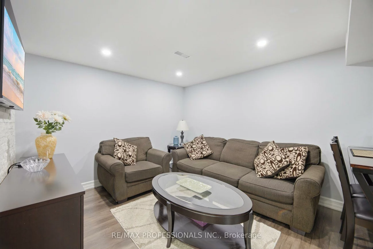 9, Tynevale, Willowridge-Martingrove-Richview, Toronto