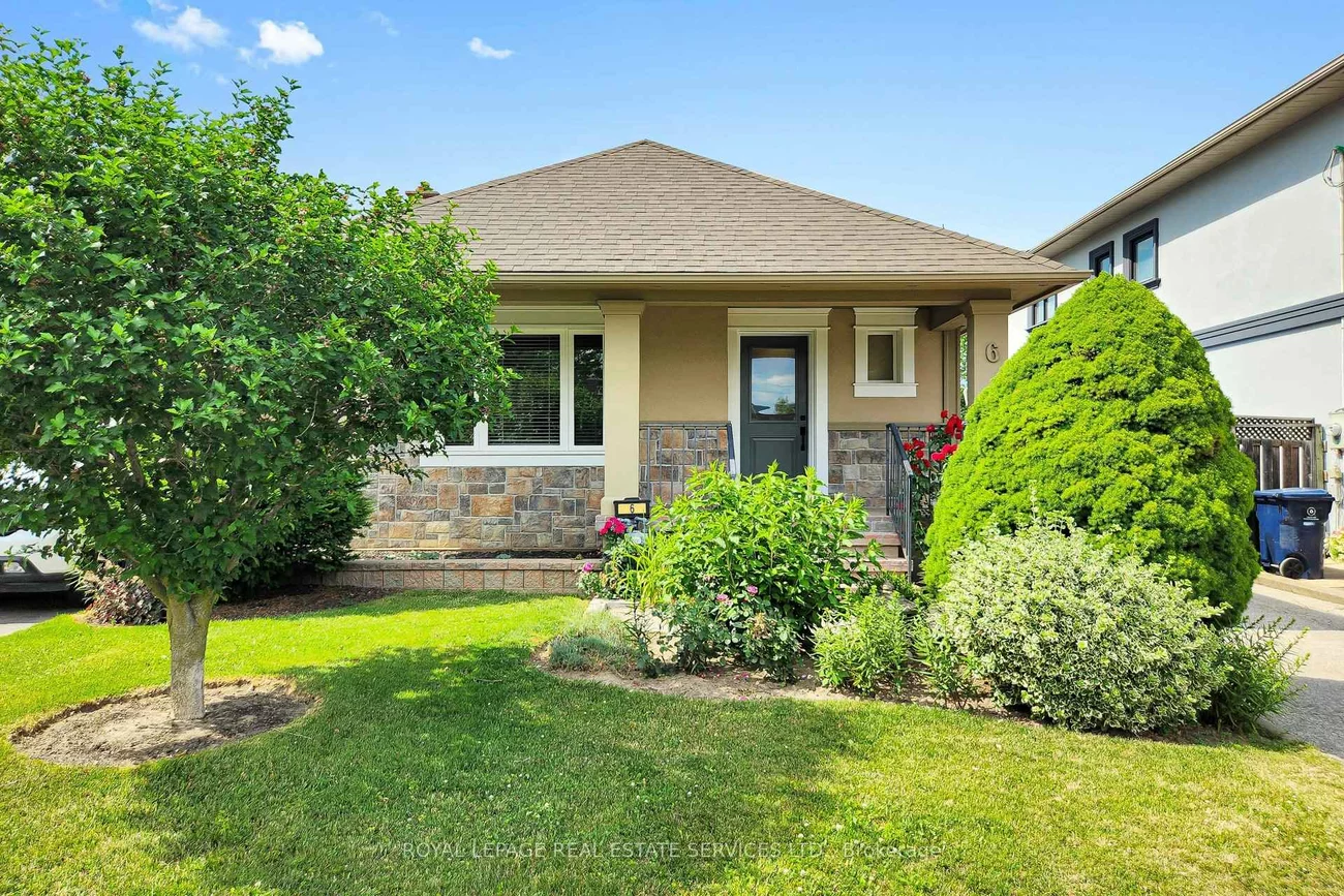 6, Parkchester, Brookhaven-Amesbury, Toronto