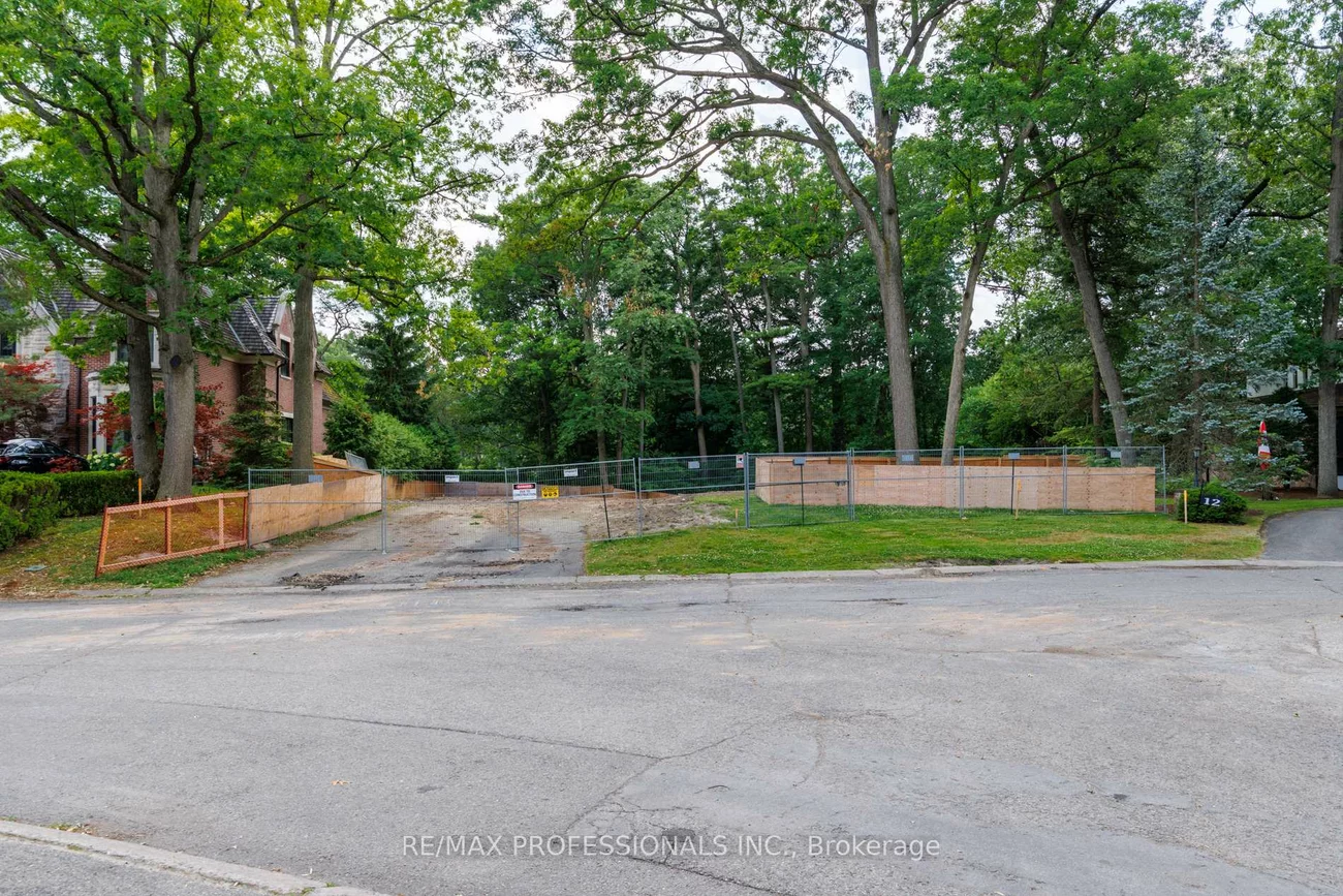 10, Woodmere, Edenbridge-Humber Valley, Toronto