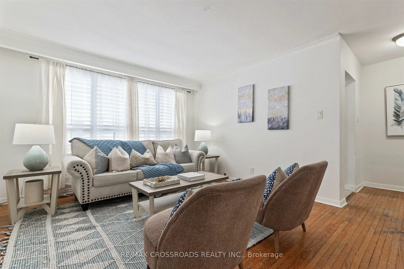 98, Willowridge, Willowridge-Martingrove-Richview, Toronto