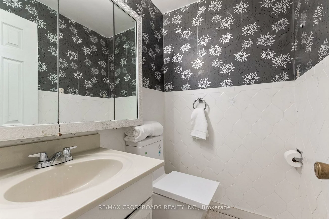 98, Willowridge, Willowridge-Martingrove-Richview, Toronto