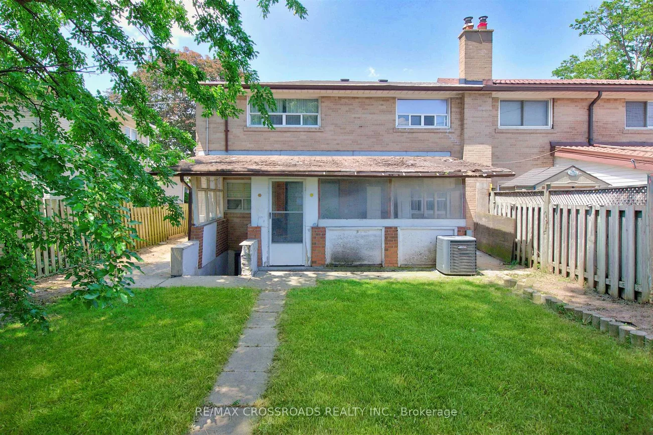 98, Willowridge, Willowridge-Martingrove-Richview, Toronto