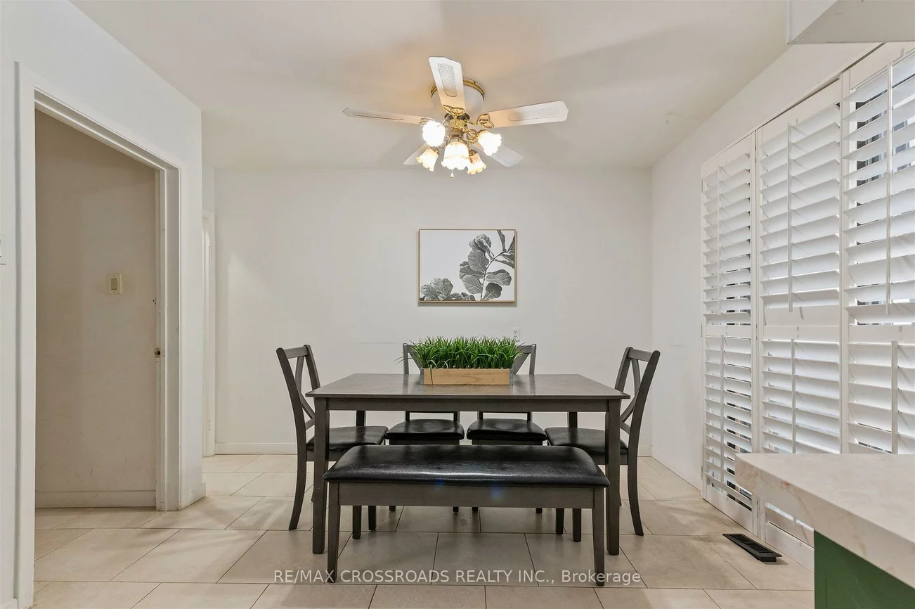 98, Willowridge, Willowridge-Martingrove-Richview, Toronto