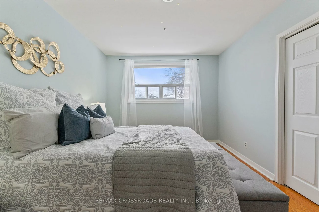 98, Willowridge, Willowridge-Martingrove-Richview, Toronto