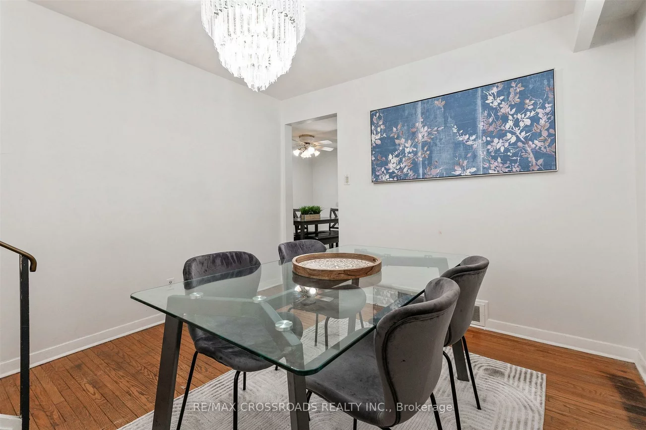 98, Willowridge, Willowridge-Martingrove-Richview, Toronto