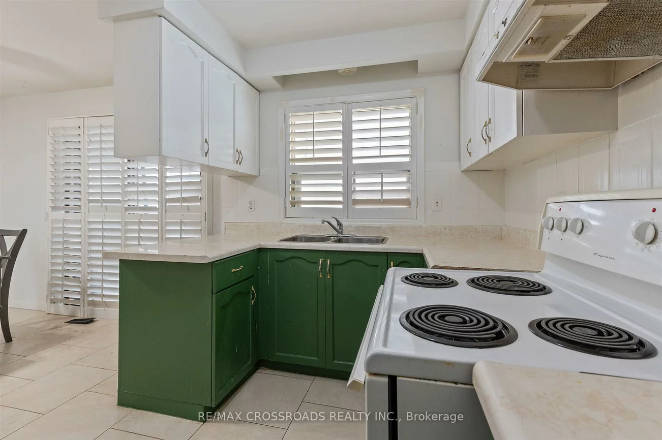 98, Willowridge, Willowridge-Martingrove-Richview, Toronto