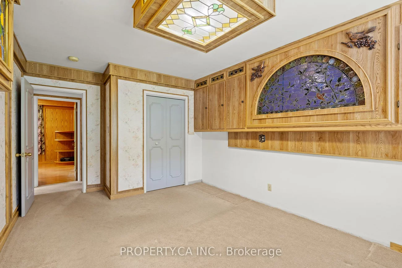 77, Troutbrooke, Downsview-Roding-CFB, Toronto