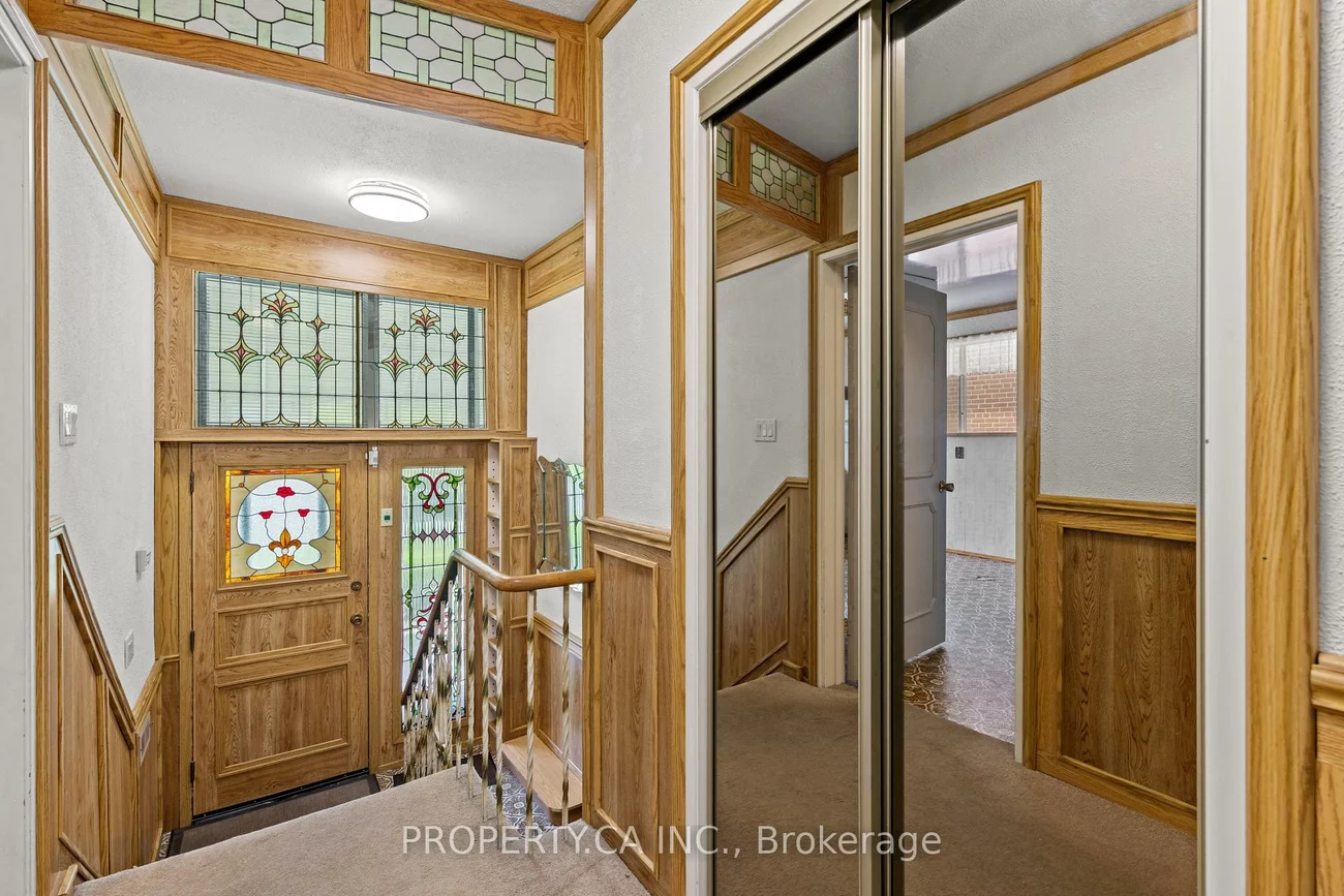 77, Troutbrooke, Downsview-Roding-CFB, Toronto