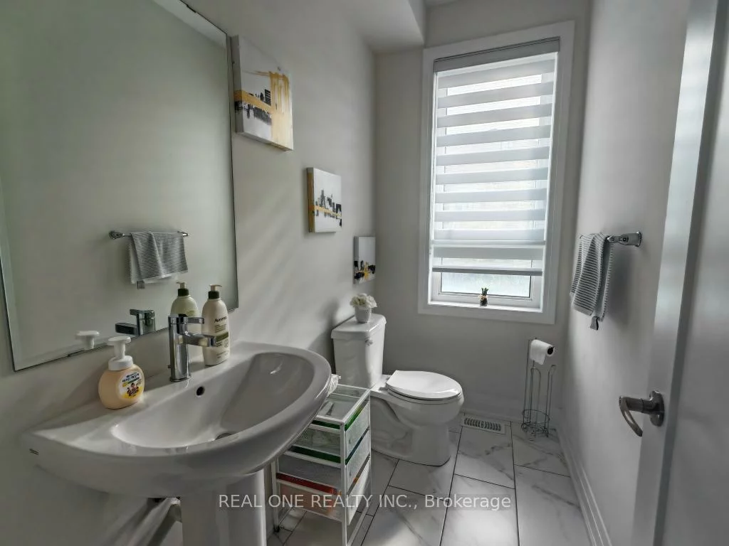 19, Woodstream, West Humber-Clairville, Toronto