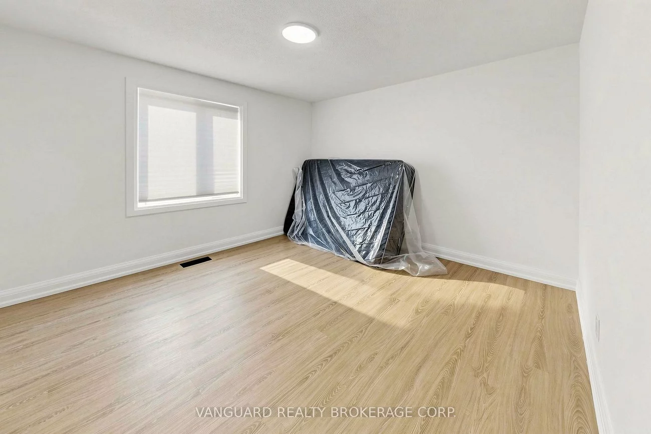 22, Nash, Downsview-Roding-CFB, Toronto
