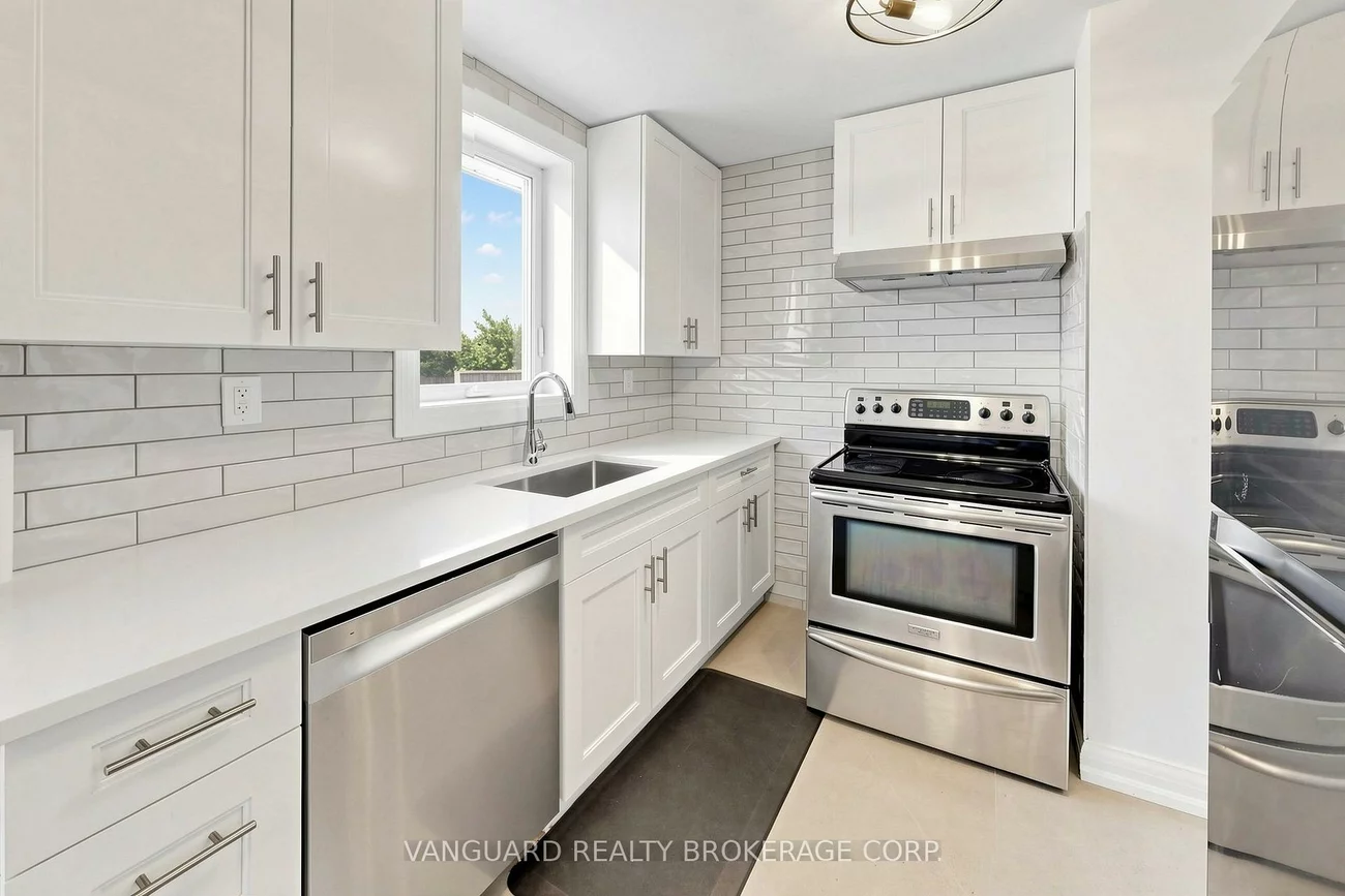 22, Nash, Downsview-Roding-CFB, Toronto