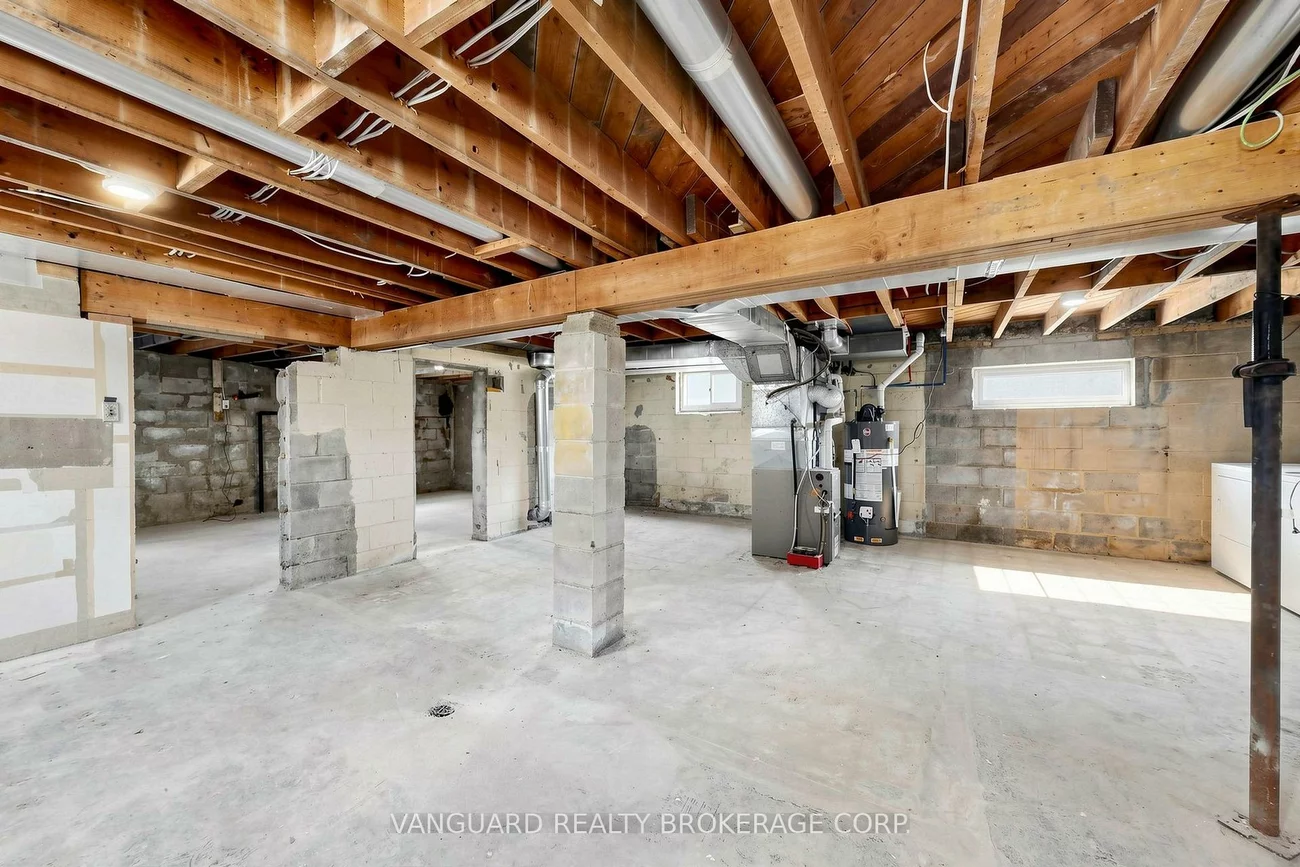 22, Nash, Downsview-Roding-CFB, Toronto