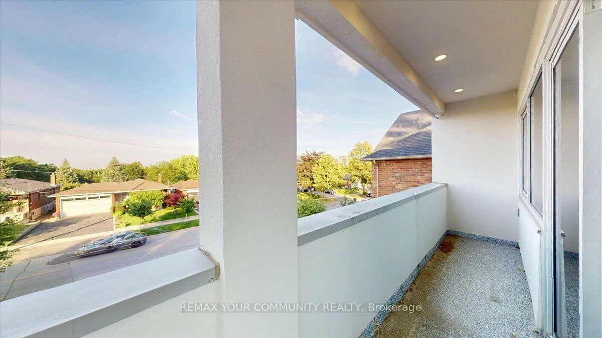 64, Aviemore, Humber Summit, Toronto