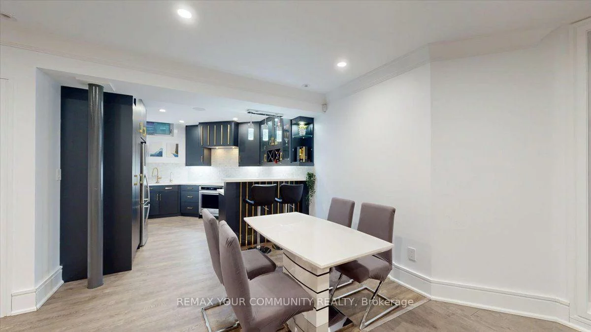 64, Aviemore, Humber Summit, Toronto
