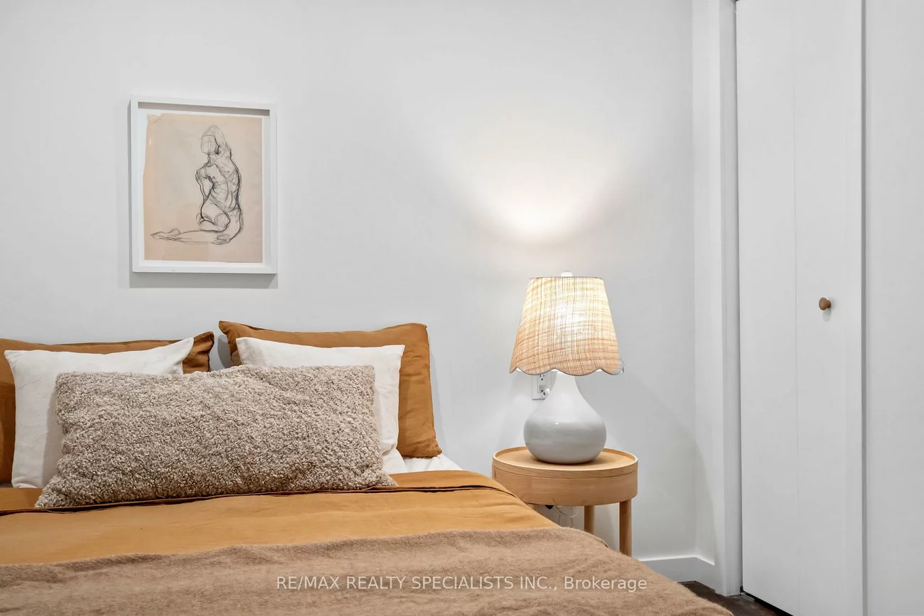 159, Hillside, Mimico, Toronto