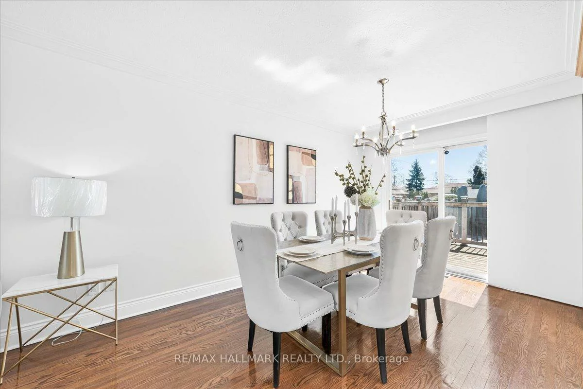 25, Fenley, Kingsview Village-The Westway, Toronto