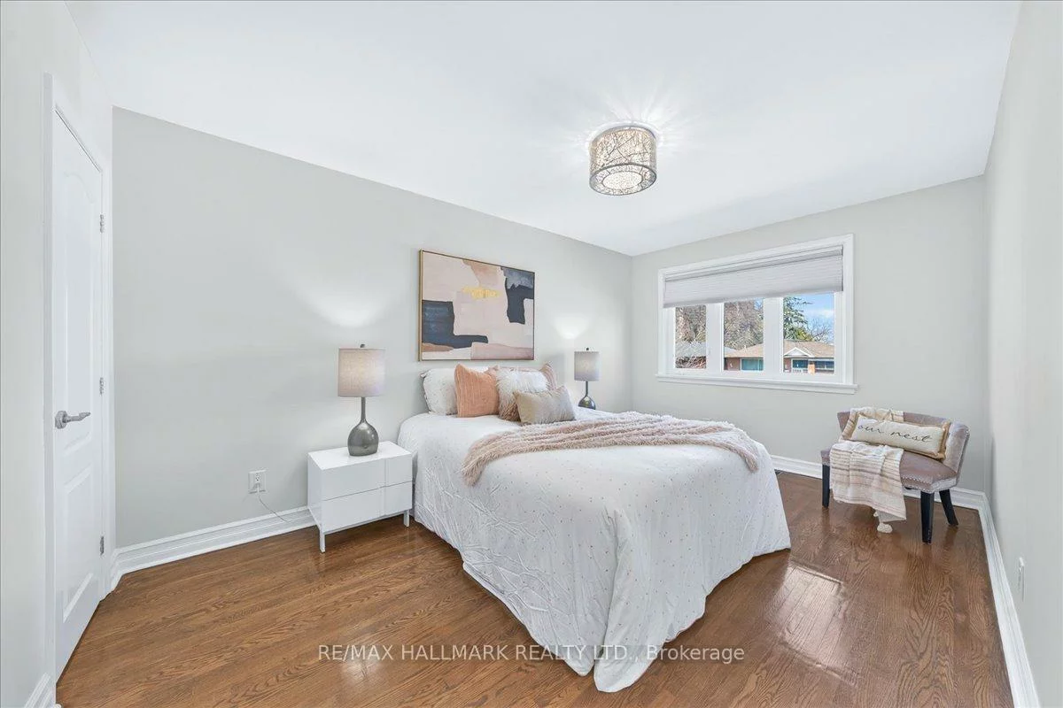 25, Fenley, Kingsview Village-The Westway, Toronto