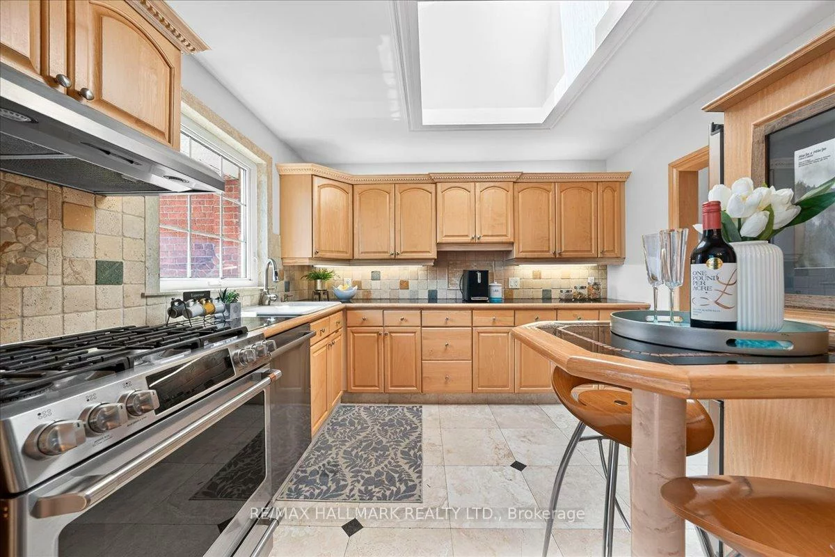 25, Fenley, Kingsview Village-The Westway, Toronto