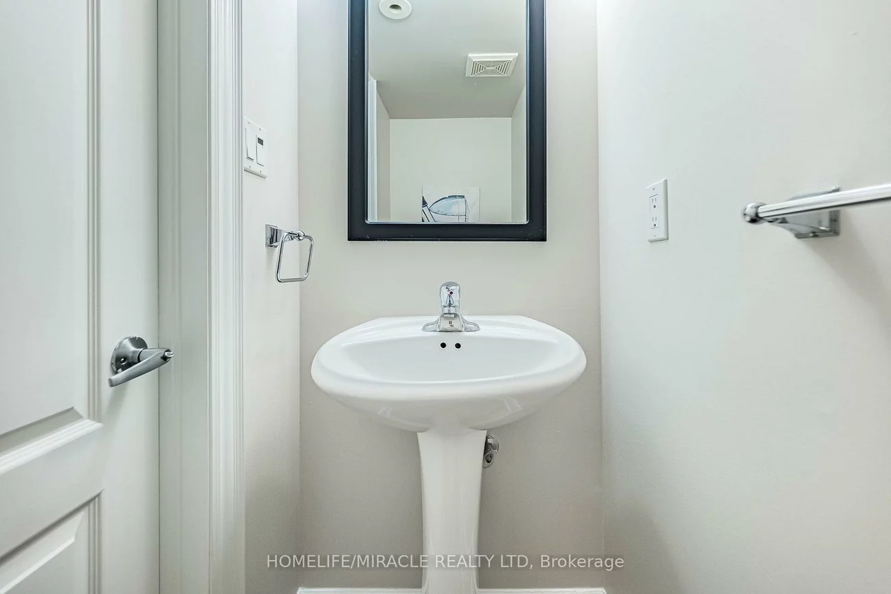 265, Van Dusen, Islington-City Centre West, Toronto