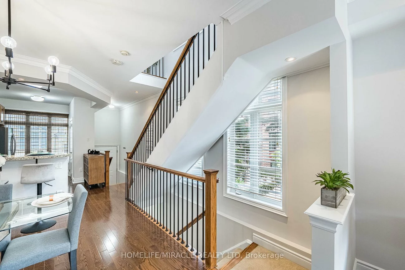 265, Van Dusen, Islington-City Centre West, Toronto