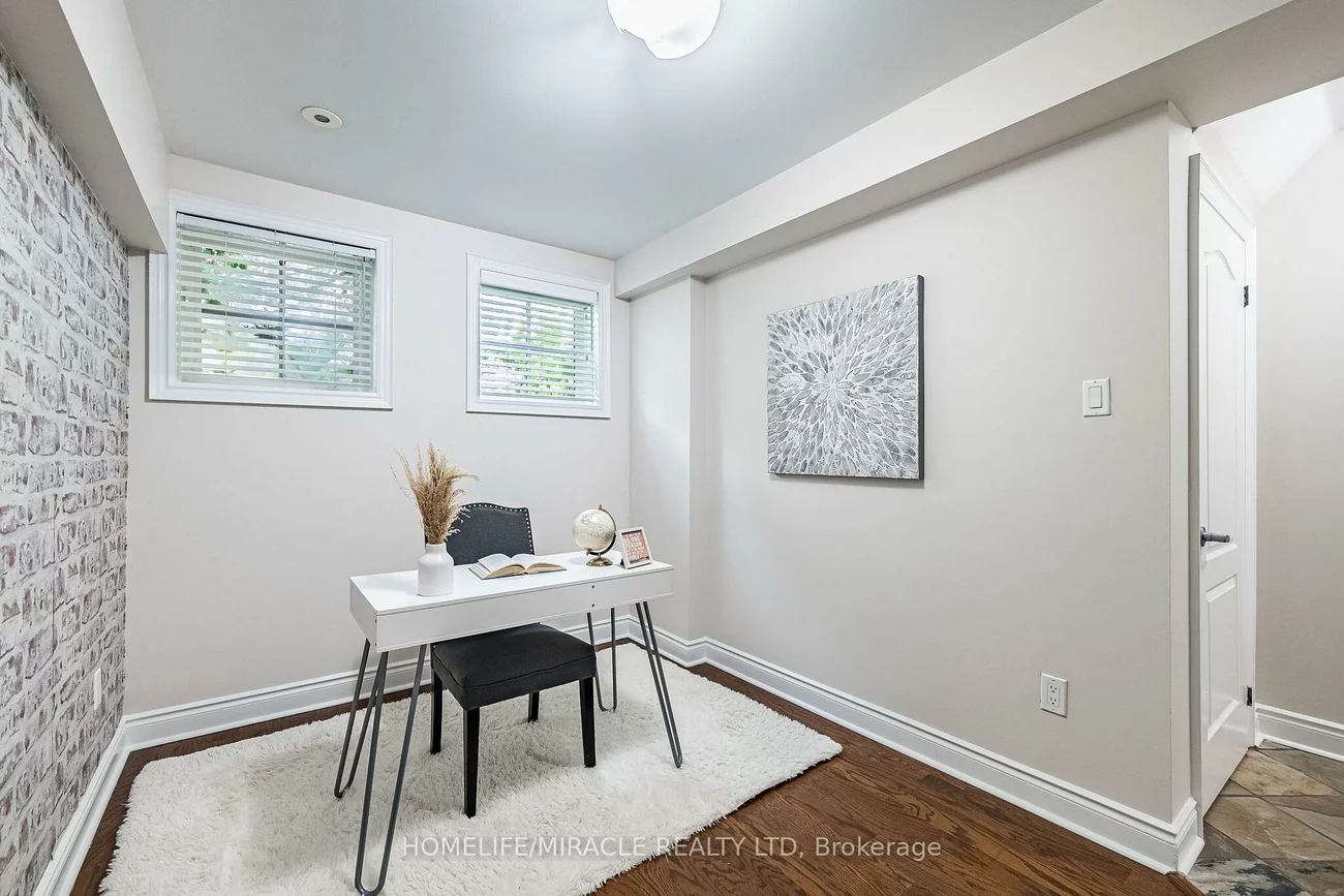 265, Van Dusen, Islington-City Centre West, Toronto