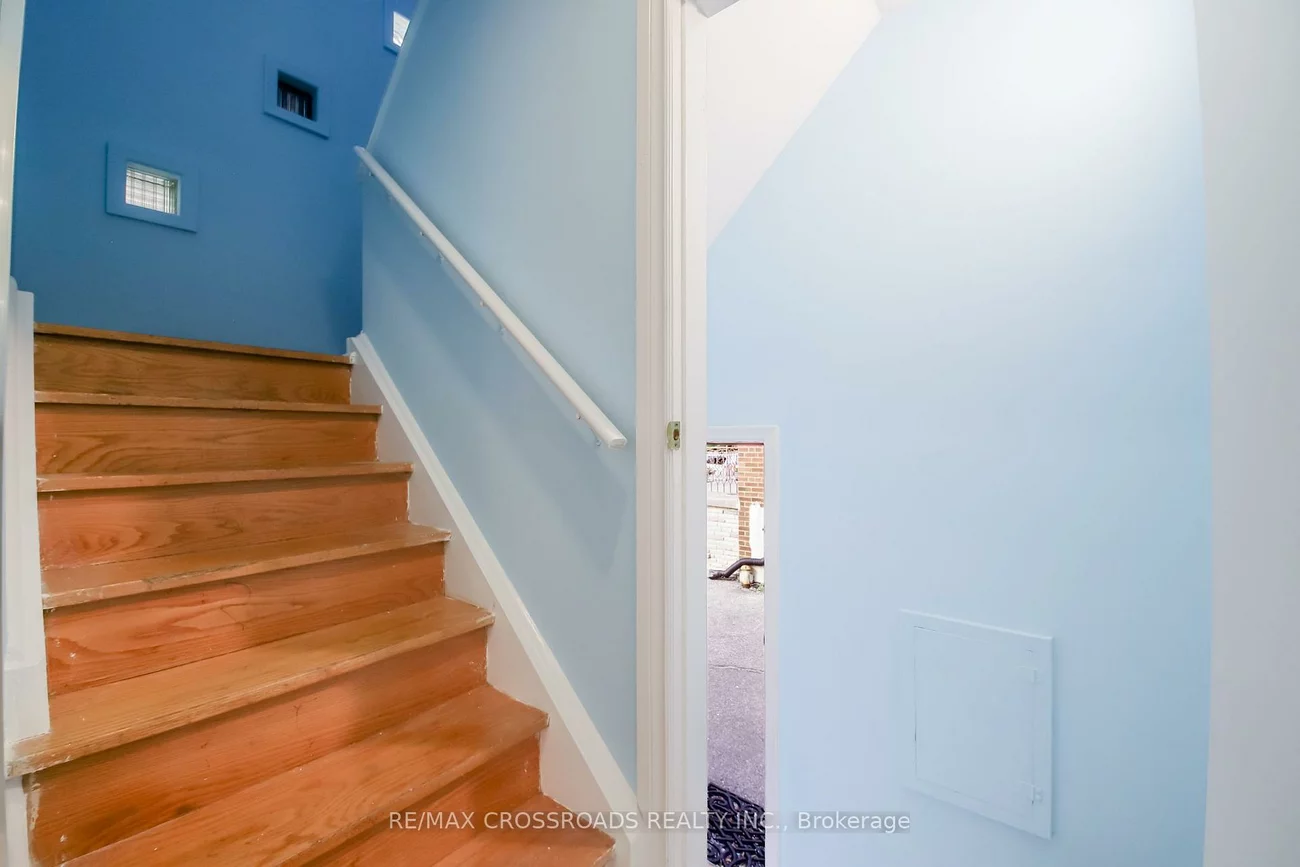 53, Giltspur, Glenfield-Jane Heights, Toronto