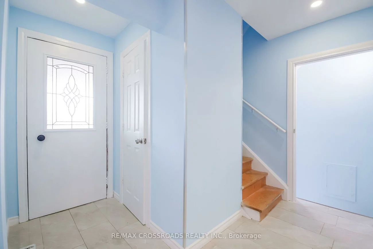53, Giltspur, Glenfield-Jane Heights, Toronto