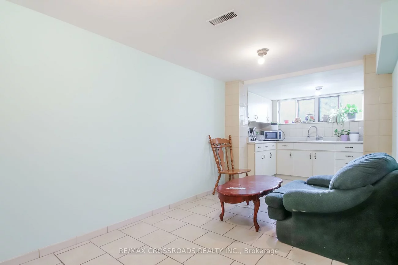 53, Giltspur, Glenfield-Jane Heights, Toronto