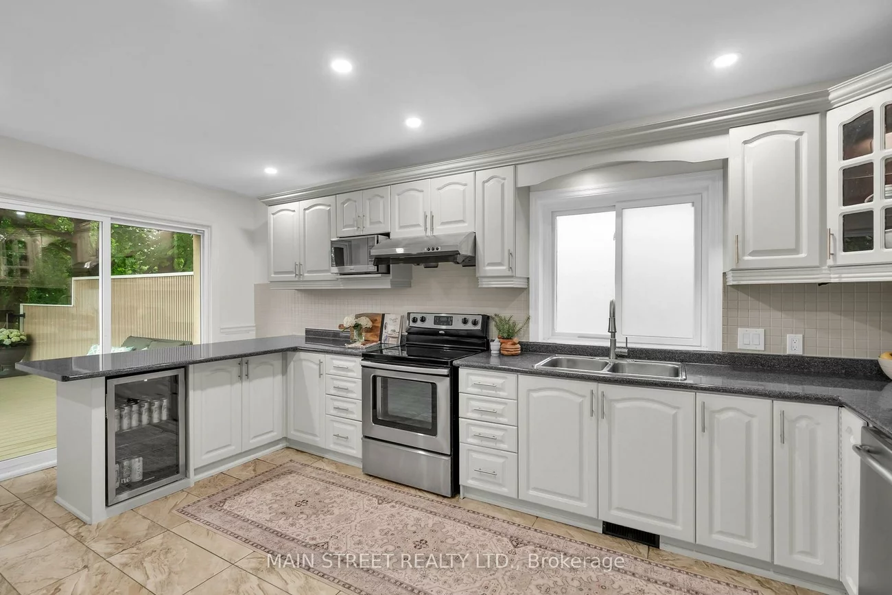 161, Church, Weston, Toronto