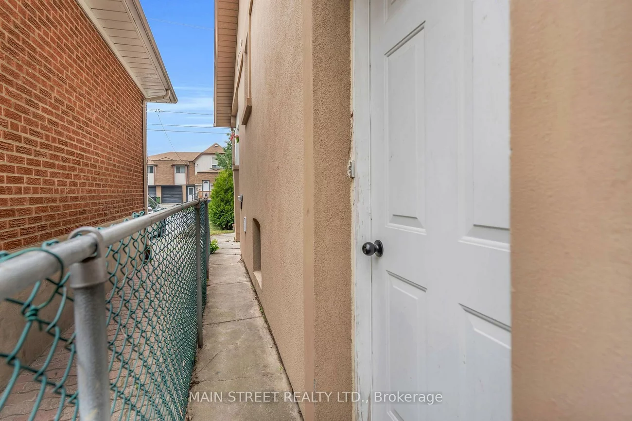 161, Church, Weston, Toronto