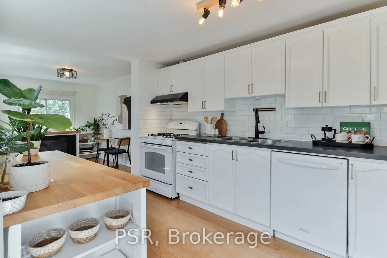 175, Maria, Junction Area, Toronto
