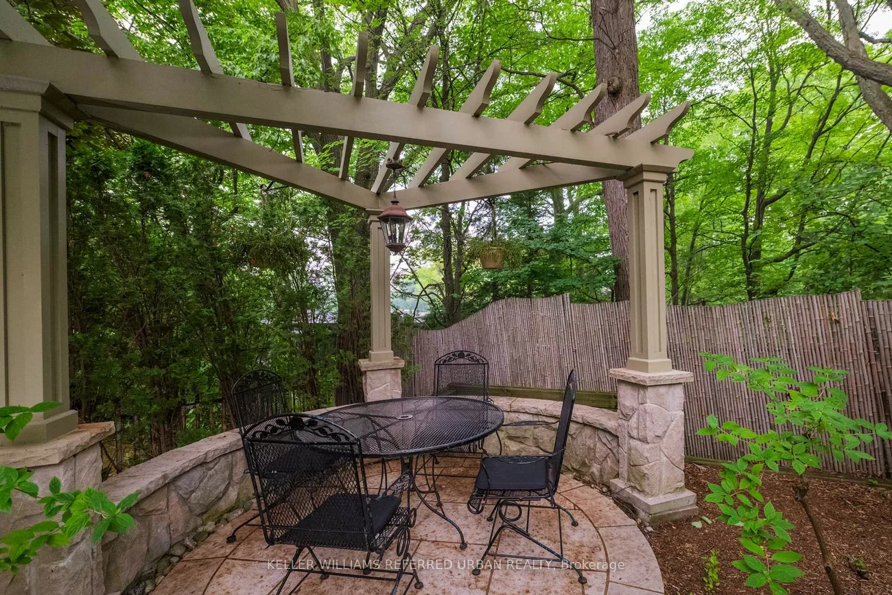 11, Country Club, Edenbridge-Humber Valley, Toronto
