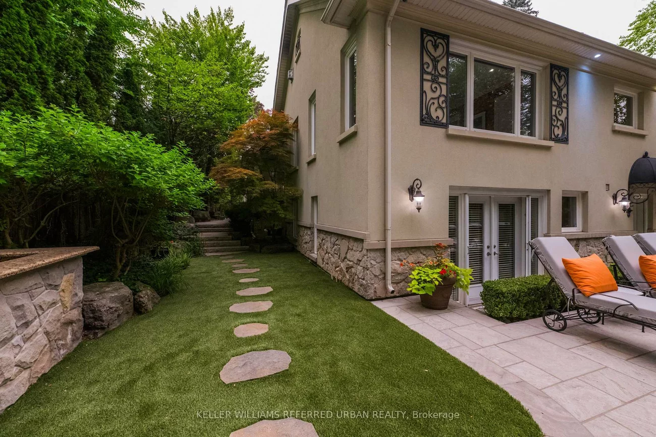 11, Country Club, Edenbridge-Humber Valley, Toronto