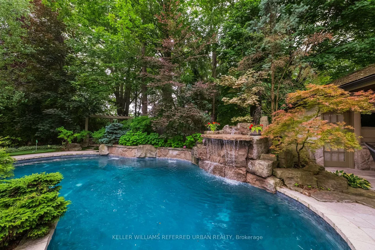 11, Country Club, Edenbridge-Humber Valley, Toronto