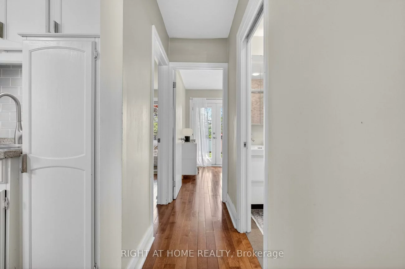 77, Elma, Mimico, Toronto