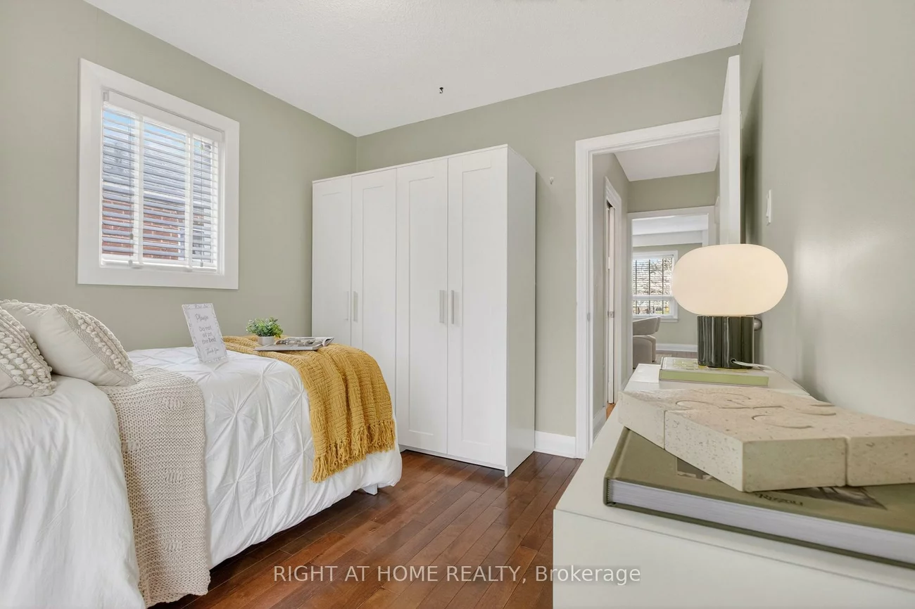 77, Elma, Mimico, Toronto